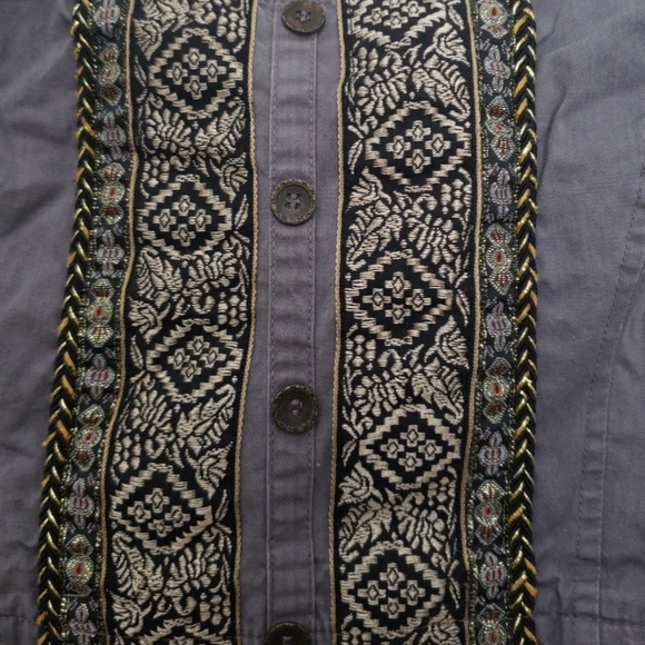 Staring at stars crop top - Picture 3 of 4